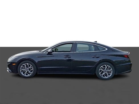 Used 2023 Hyundai Sonata SEL w/ Winter Weather Package image 4