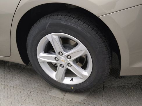 Used 2025 Chevrolet Malibu LS FWD image 31