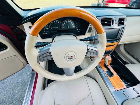 Used 2008 Cadillac XLR image 19