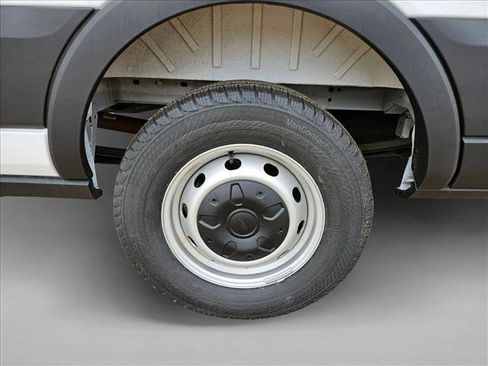 New 2026 Ford Transit 250 148 Medium Roof RWD image 12