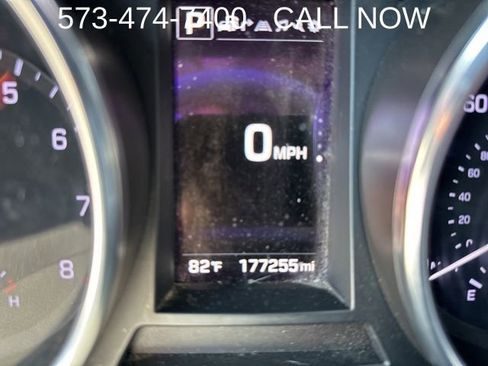 Used 2017 Hyundai Santa Fe Limited image 10