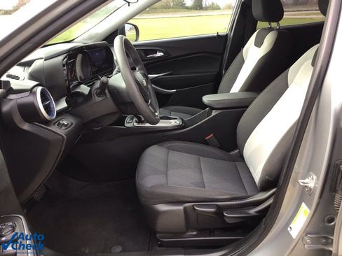 Used 2024 Chevrolet Trax LS w/ Driver Confidence Package image 26