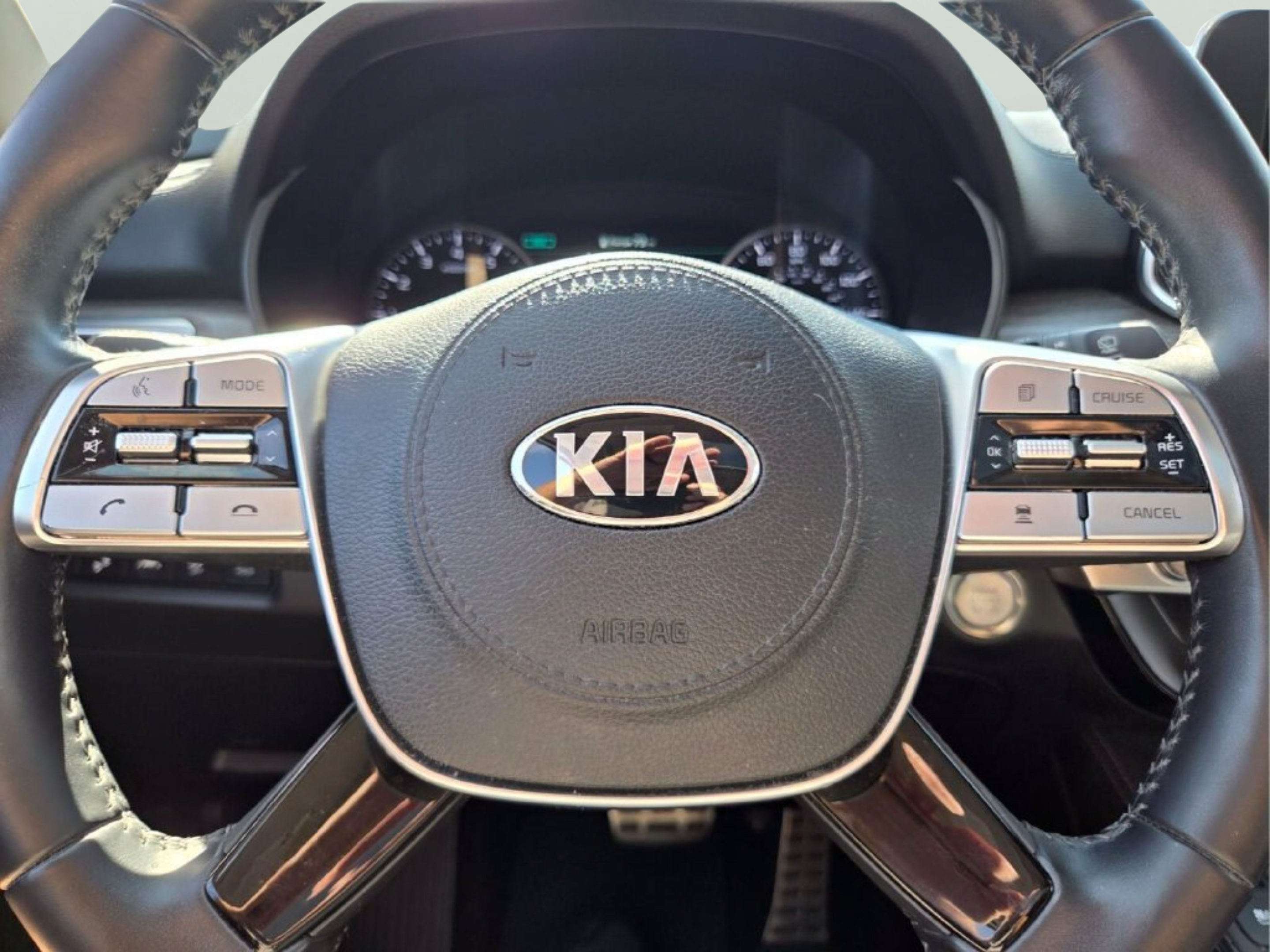 Used 2021 Kia Telluride SX w/ Towing Package FWD image 31