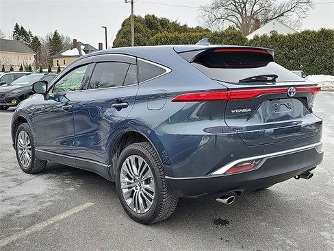 Used 2021 Toyota Venza Limited w/ Advanced Technology Package image 4