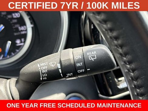 Used 2021 Toyota Highlander XLE AWD/4WD image 26