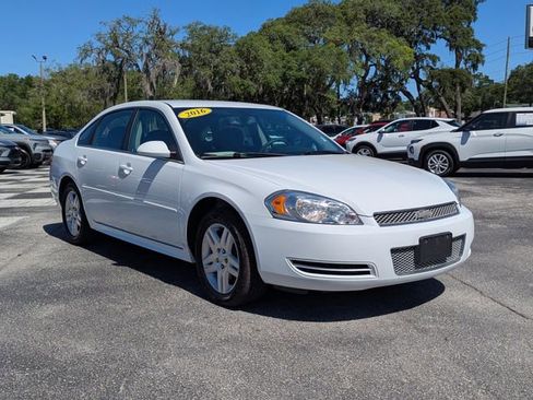 Used 2016 Chevrolet Impala LT FWD image 3