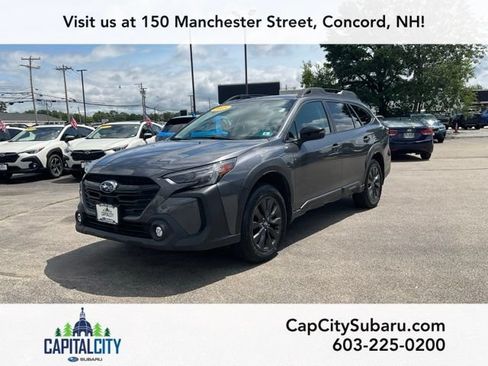 Used 2025 Subaru Outback Onyx Edition AWD/4WD image 4