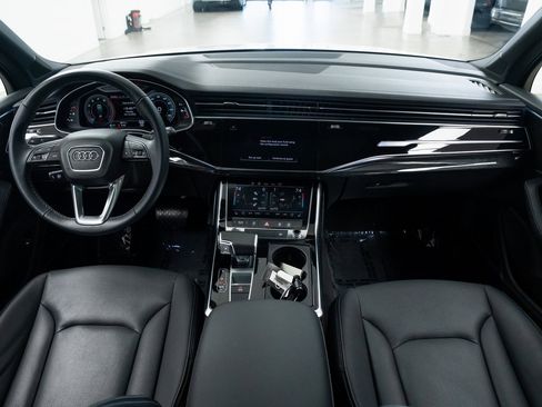Used 2025 Audi Q7 3.0T Premium Plus w/ Premium Plus Package image 9