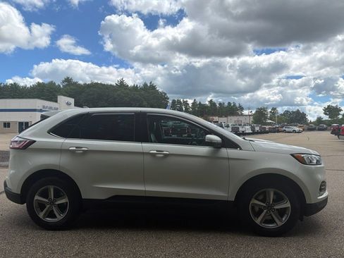 Used 2020 Ford Edge SEL w/ Class II Trailer Tow Package AWD/4WD image 3