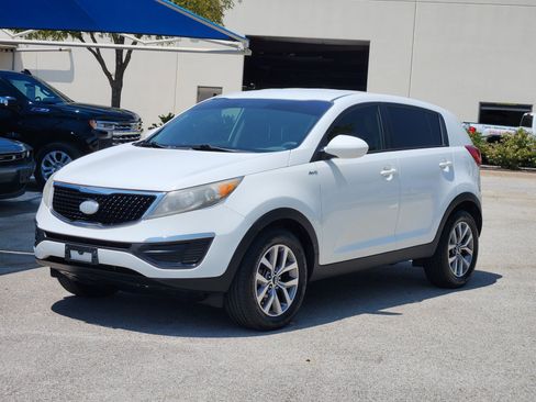 Used 2014 Kia Sportage LX AWD/4WD image 2