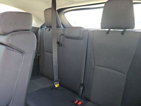 Certified 2025 Toyota Highlander LE FWD image 14