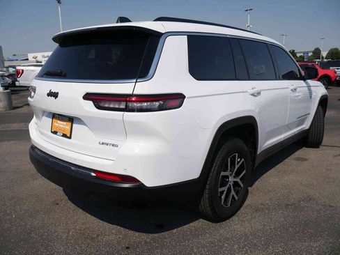 Certified 2025 Jeep Grand Cherokee L Limited w/ Trailer Tow Package AWD/4WD image 20