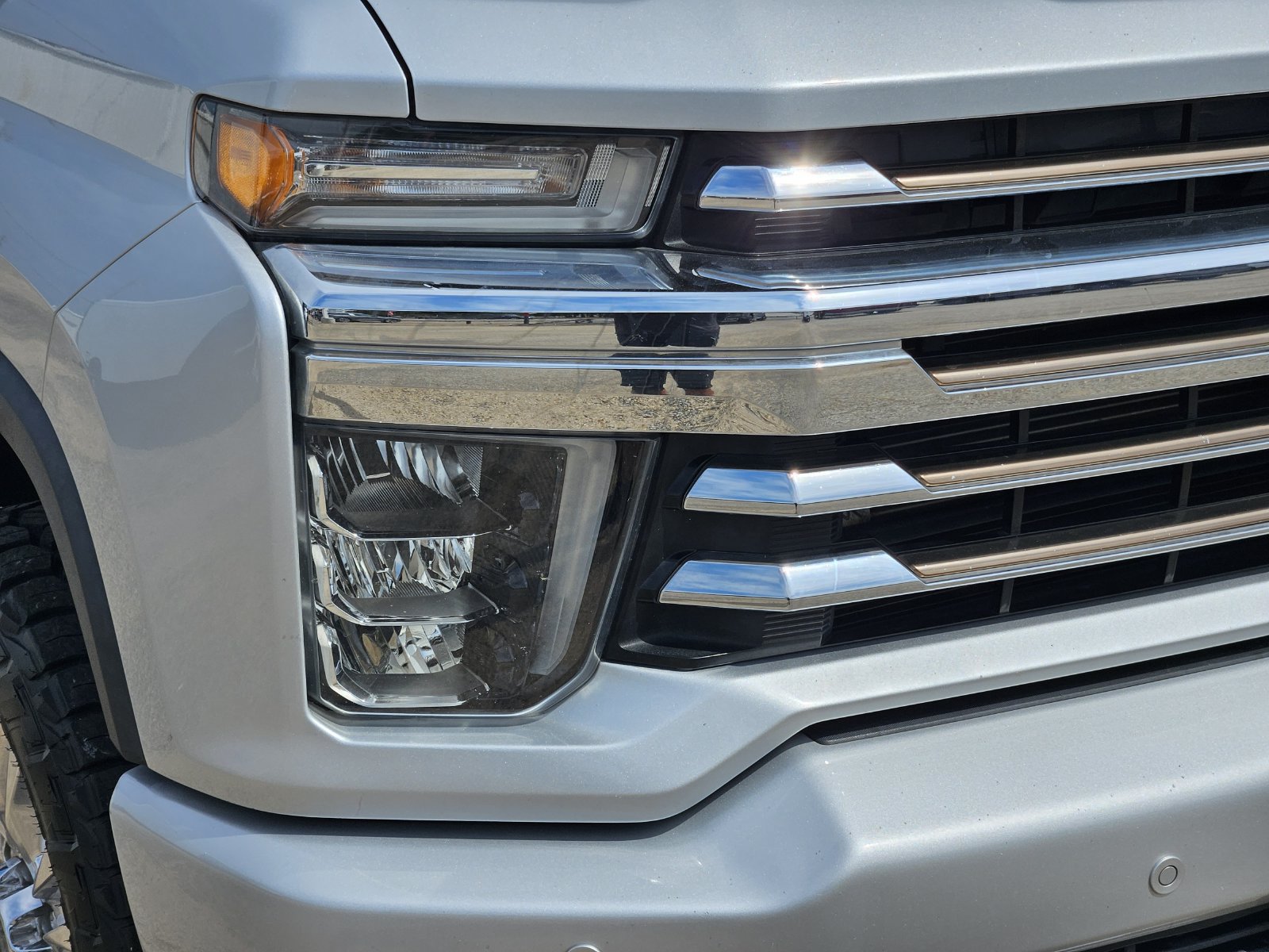 Used 2021 Chevrolet Silverado 2500 High Country AWD/4WD image 9