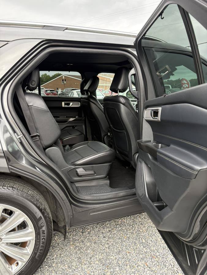 Used 2020 Ford Explorer Limited w/ Class III Trailer Tow Package AWD/4WD image 10