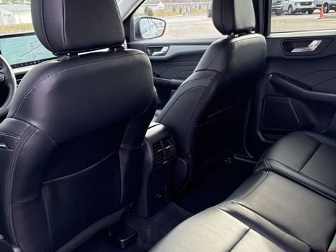 New 2026 Ford Escape Platinum w/ Class II Trailer Tow Package image 20