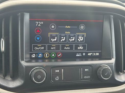 Used 2022 GMC Canyon Denali image 26