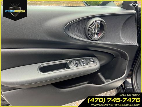 Used 2017 MINI Cooper Clubman ALL4 image 17