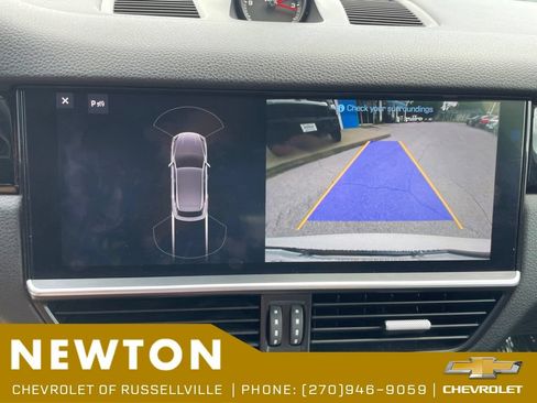 Used 2019 Porsche Cayenne AWD/4WD image 12