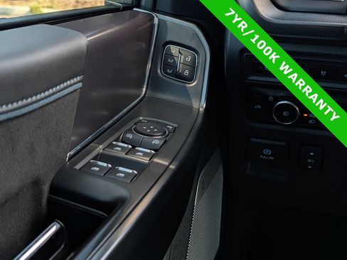 Certified 2024 Ford F150 Platinum w/ FX4 Off-Road Package AWD/4WD image 29