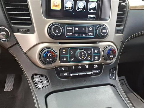Used 2017 GMC Yukon XL Denali w/ Open Road Package image 12