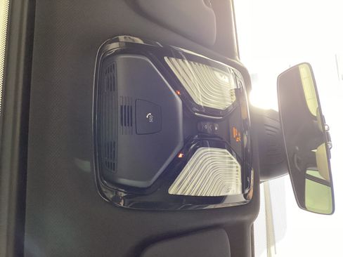 Used 2021 BMW X5 xDrive40i w/ Convenience Package image 22