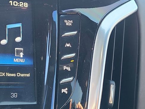 Used 2020 Cadillac Escalade Platinum w/ Escalade Sport Edition image 33