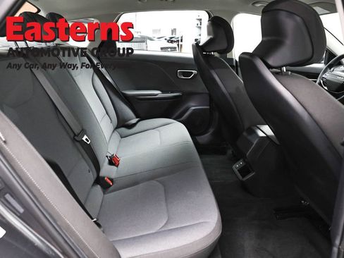 Used 2025 Kia K4 FWD image 22