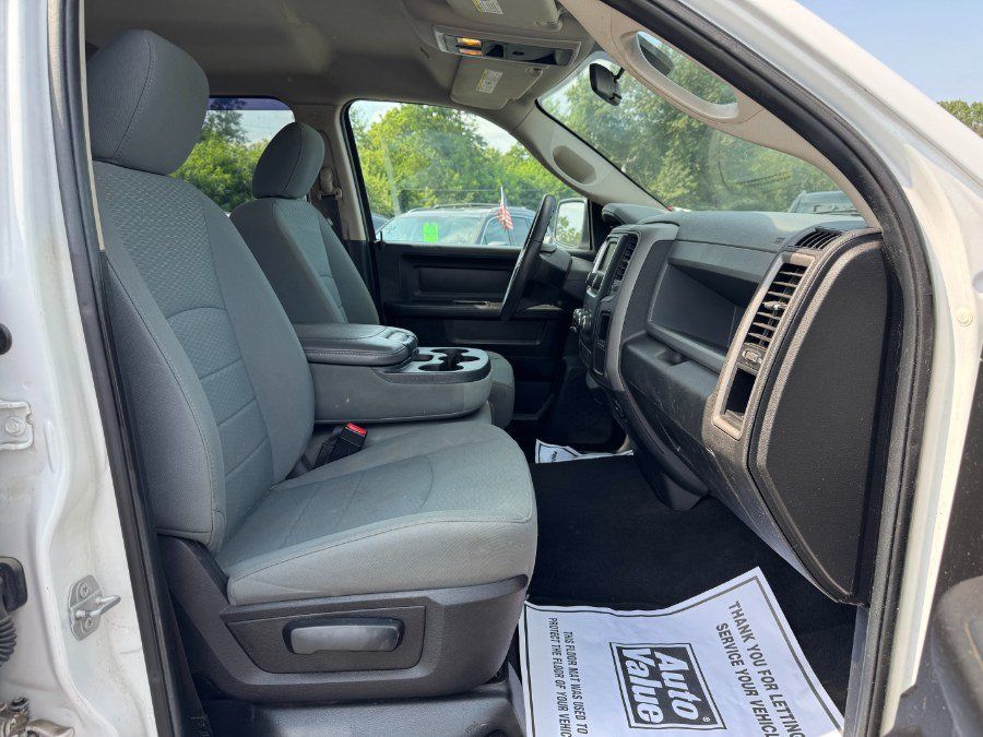 Used 2019 RAM 1500 ST w/ SXT Plus Group AWD/4WD image 18