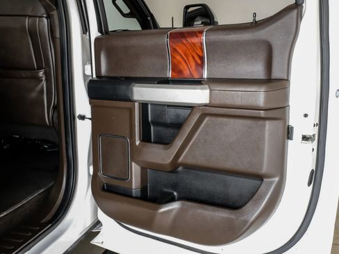 Used 2016 Ford F150 King Ranch w/ Equipment Group 601A Luxury image 45