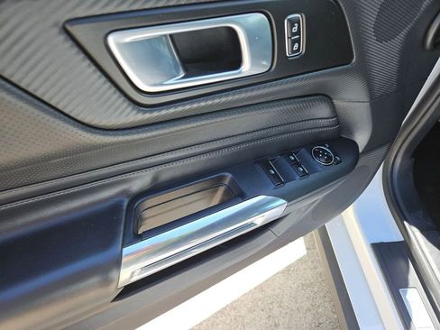 Used 2025 Ford Mustang Premium RWD image 15