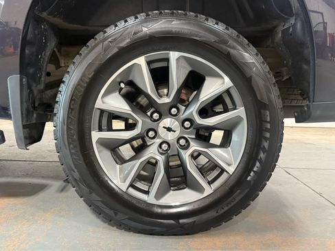 Used 2022 Chevrolet Silverado 1500 RST w/ Z71 Off-Road Package AWD/4WD image 9