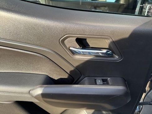 Used 2024 GMC Canyon Elevation w/ Elevation Premium Package image 19