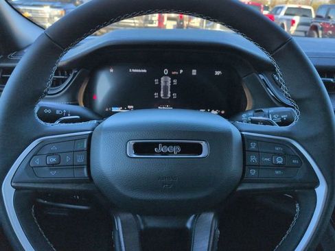 New 2026 Jeep Grand Cherokee Altitude RWD image 28