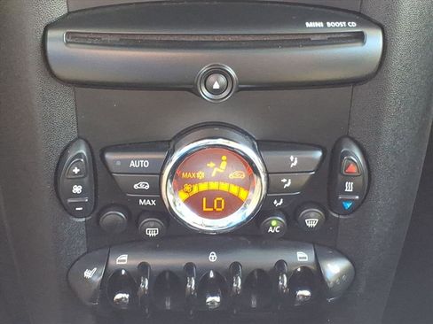 Used 2013 MINI Cooper Hardtop image 15