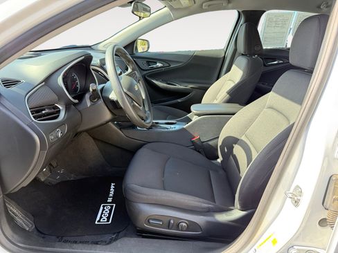 Used 2024 Chevrolet Malibu LT image 10