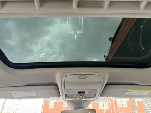 Used 2020 Volkswagen Passat 2.0T R-Line image 19