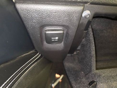 Used 2022 Dodge Durango SRT w/ Technology Group AWD/4WD image 35