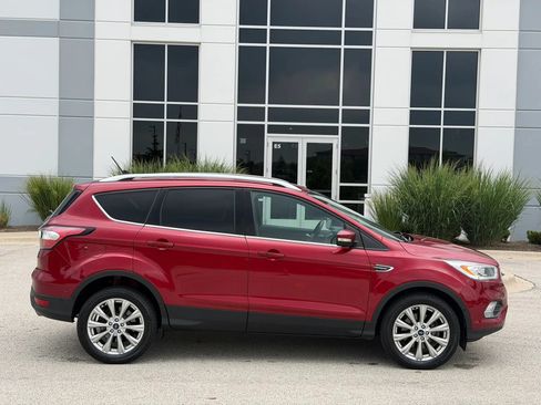 Used 2018 Ford Escape Titanium FWD image 4