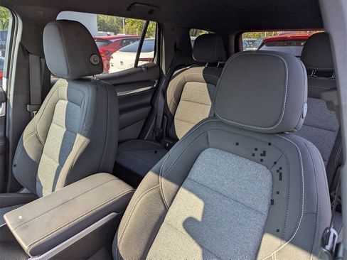 New 2026 GMC Terrain Elevation image 11