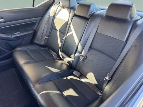 Used 2020 Nissan Altima 2.5 SR image 9