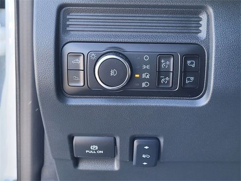 New 2025 Ford F350 Platinum w/ Tremor Off-Road Package image 9