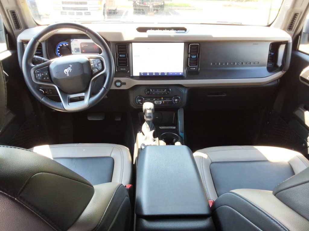 Used 2023 Ford Bronco Wildtrak AWD/4WD image 23