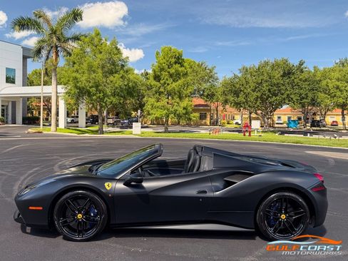 Used 2017 Ferrari 488 Spider RWD image 37