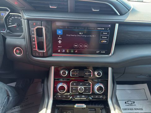 Used 2021 GMC Yukon Denali AWD/4WD image 20