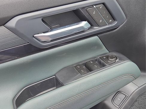 New 2026 GMC Terrain AT4 w/ Convenience Package III image 13