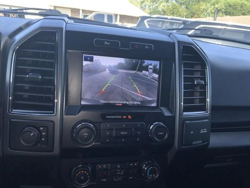 Used 2019 Ford F150 XLT w/ Equipment Group 302A Luxury AWD/4WD image 23