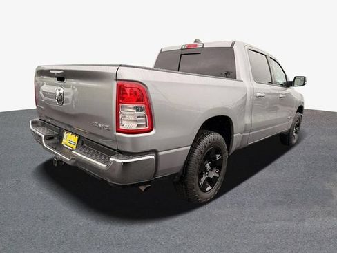 Used 2022 RAM 1500 Big Horn AWD/4WD image 3