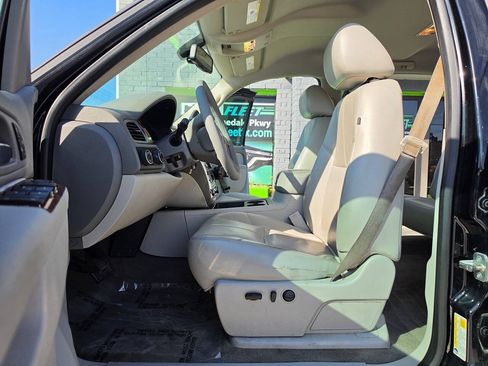 Used 2013 Chevrolet Silverado 1500 LTZ w/ LTZ Plus Package AWD/4WD image 20