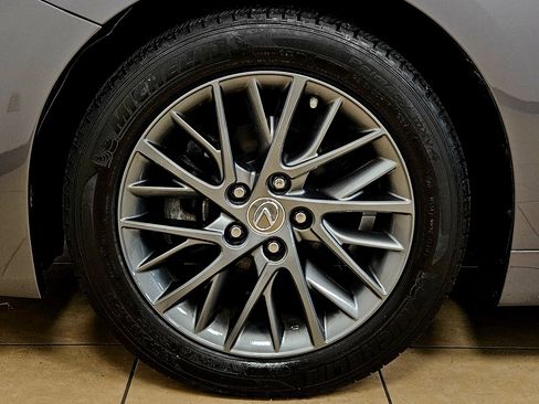 Used 2018 Lexus ES 350 image 32