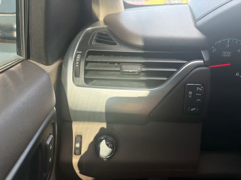 Used 2017 Chevrolet Tahoe LT RWD image 22